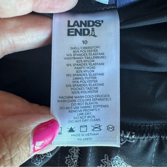 Lands’ End Bermuda Swim Shorts - Picture 6 of 7